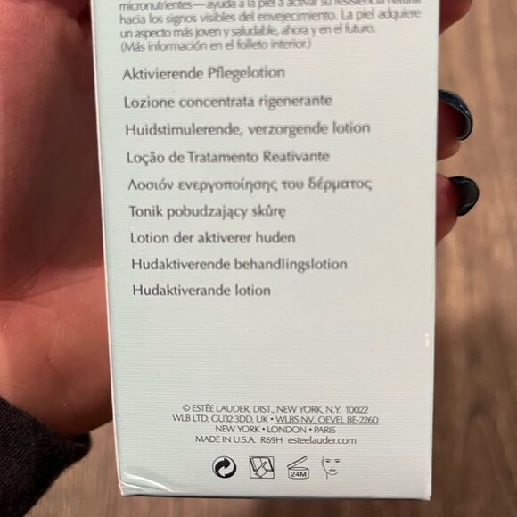 Estee Lauder Micro Essence Skin Activating Treatment Lotion 5fl.oz./150m… - Picture 5 of 10